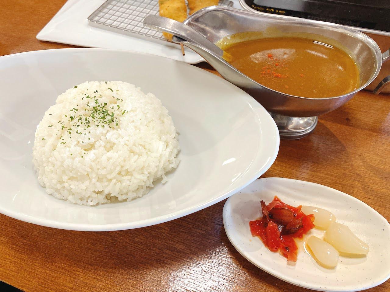 http://lunch.tokyo-review.com/IMG_9546.jpg