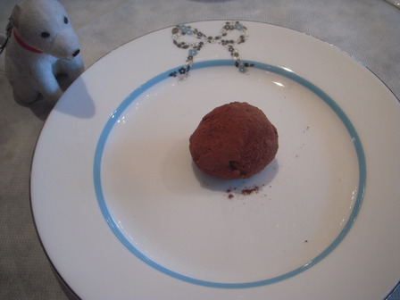 里芋のトリュフチョコレート