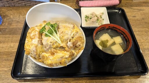 厚切りカツ丼