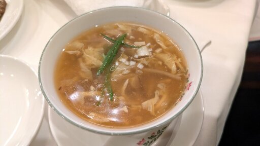 酢と胡椒入りスープ