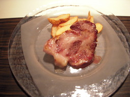 イベリコ豚の肩ロースステーキ