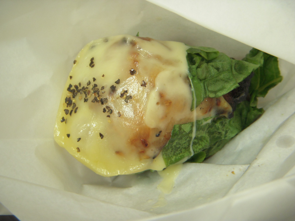 http://lunch.tokyo-review.com/image/DSCN9843.JPG