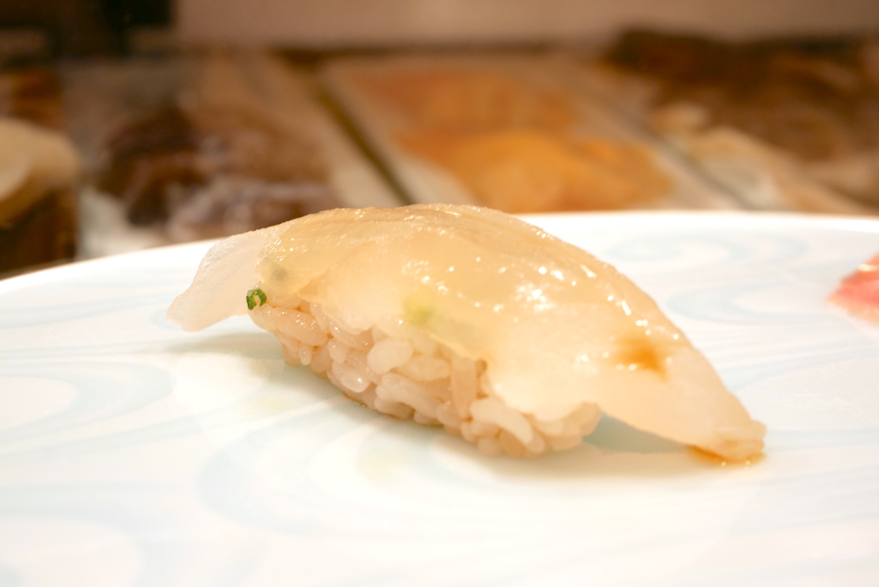 http://lunch.tokyo-review.com/images/1280730.jpg
