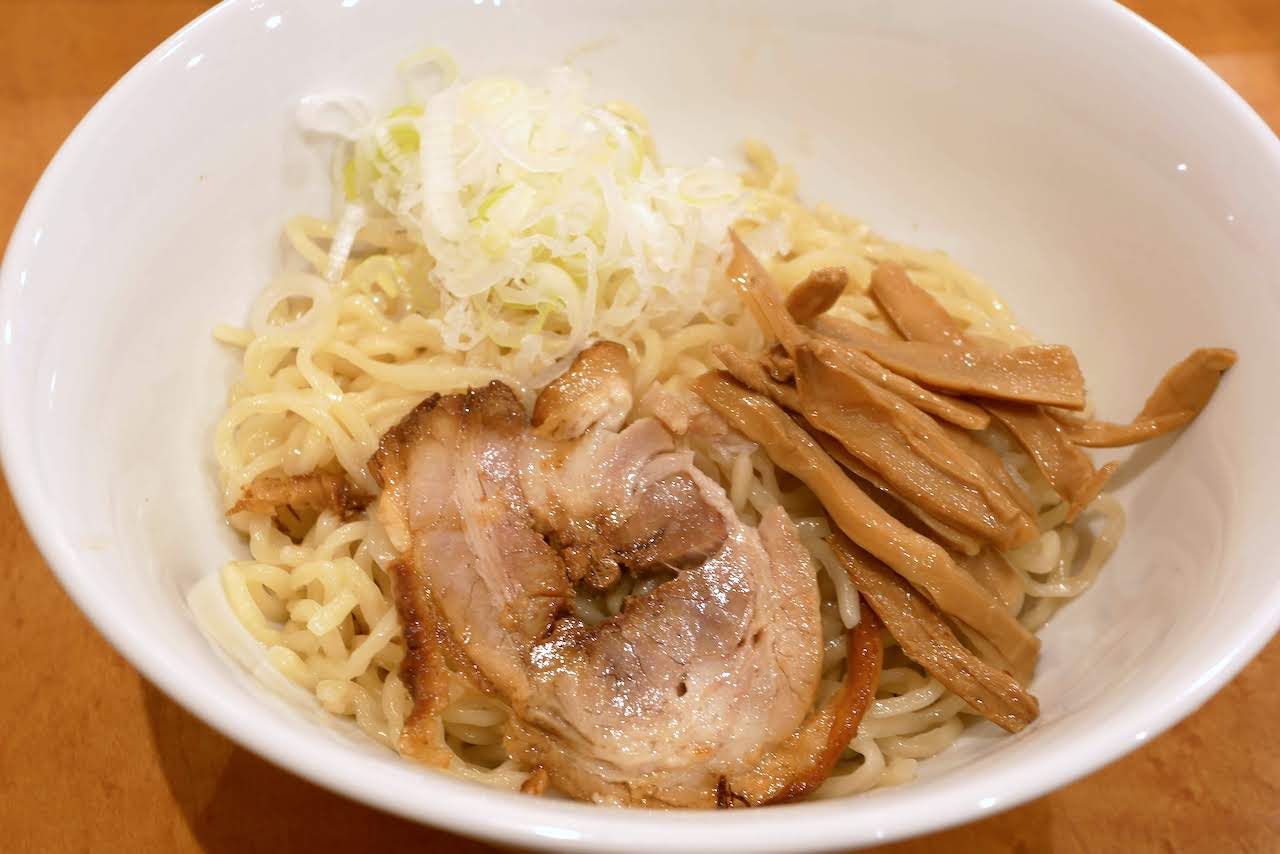 http://lunch.tokyo-review.com/images/1340801.jpg
