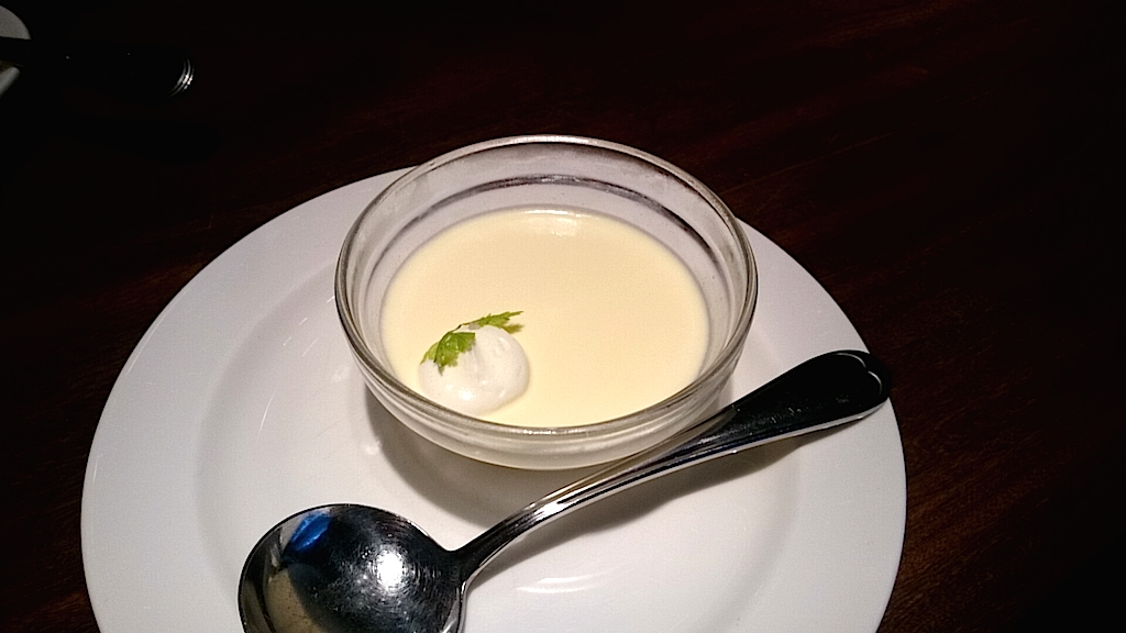 http://lunch.tokyo-review.com/images/CM150925-124509001.jpg