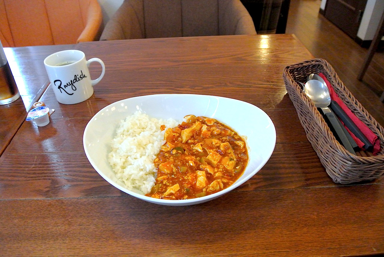 http://lunch.tokyo-review.com/images/DSC_8804%281%29.jpg