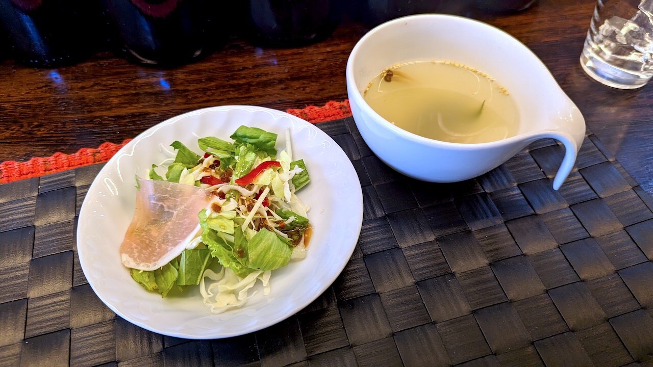 http://lunch.tokyo-review.com/images/PXL_20230919_030919827.jpg