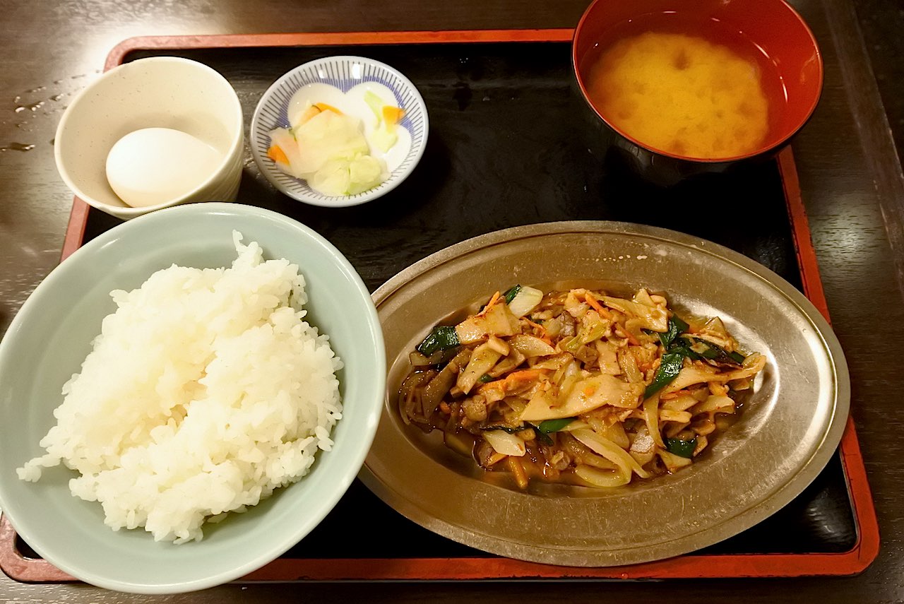 http://lunch.tokyo-review.com/images2/DSC_3698.jpg
