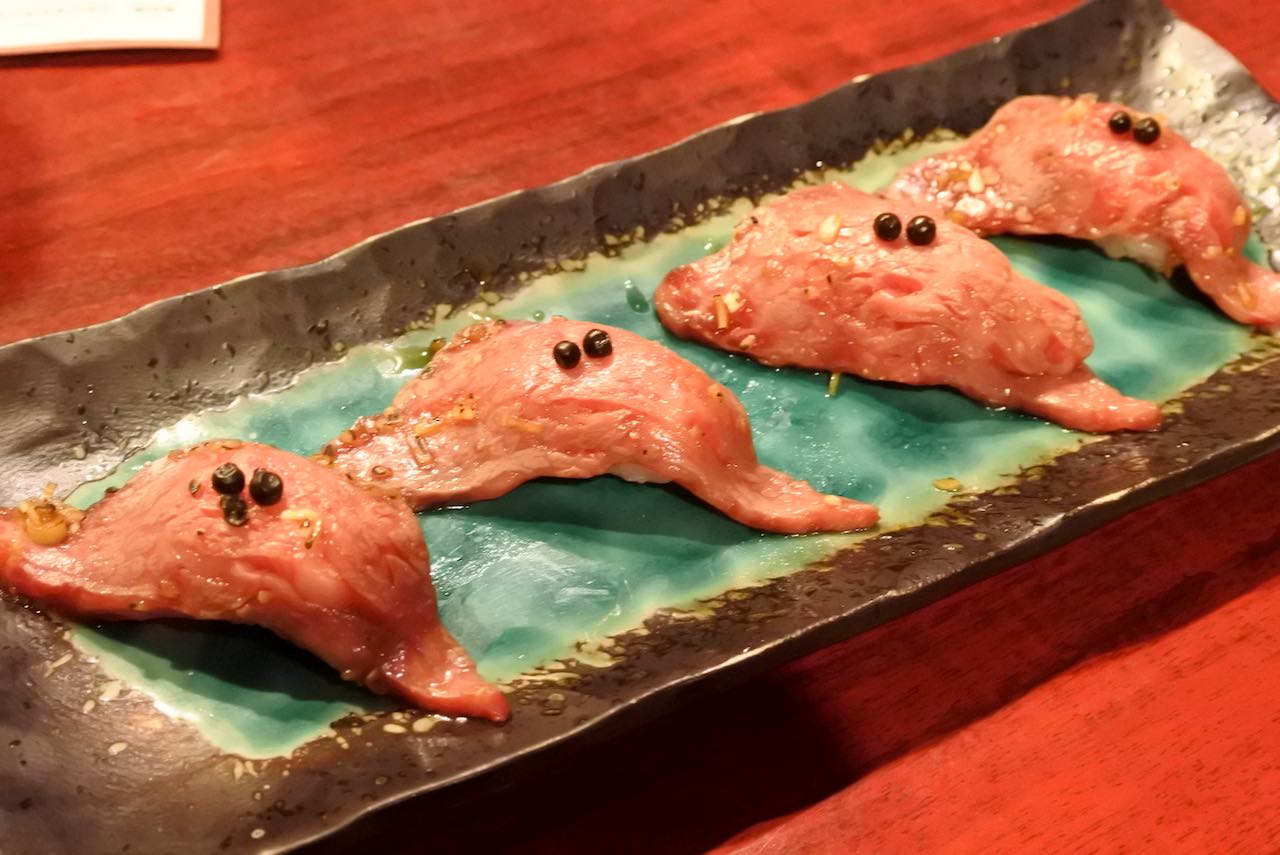 http://lunch.tokyo-review.com/images2/DSC_4526.jpg